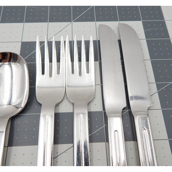 Retroneu INFINITE Stainless Dinner Spoon Fork Knife 18/8 Korea Glossy Flatware - Picture 3 of 16